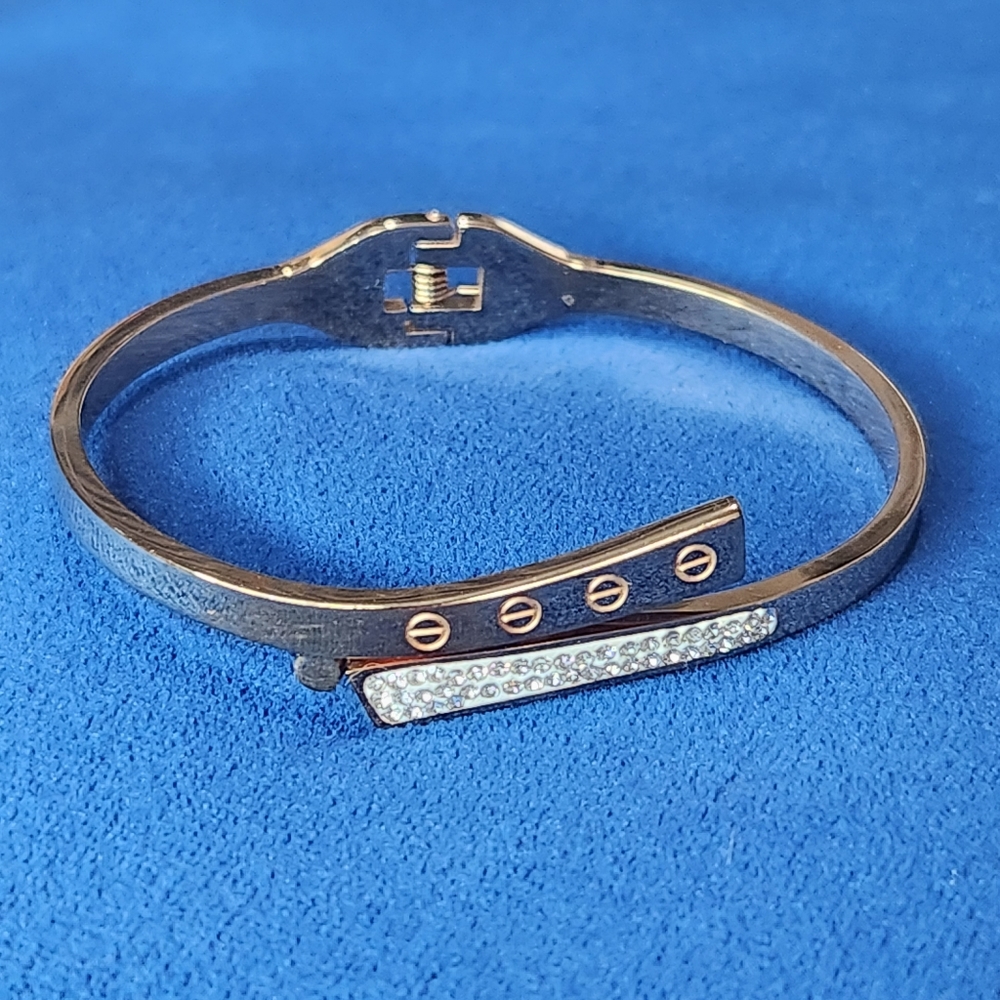 Y2K Rhinestone Dainty Thin Gold Ribbon Cuff Bracelet
